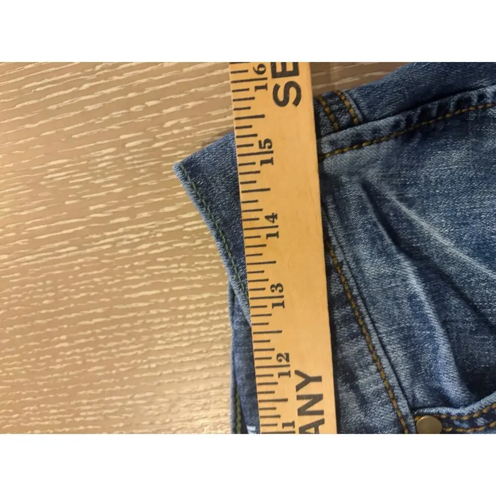 Wrangler Retro Slim Straight Jeans Women’s 30x32 Medium Wash Denim‎ Low Rise